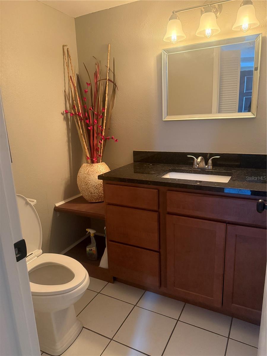 Image 4 of 15 For 4123 Player Cir  509