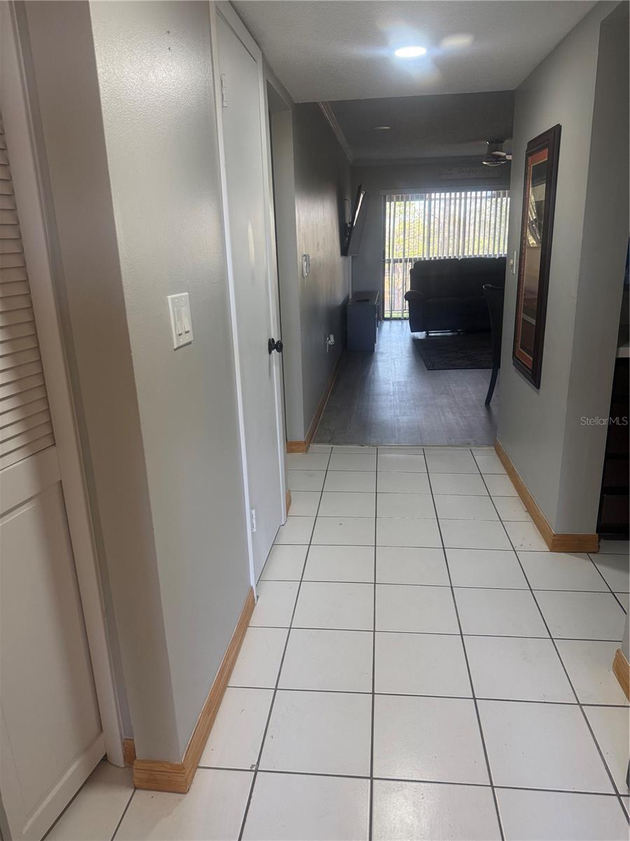 Image 5 of 15 For 4123 Player Cir  509