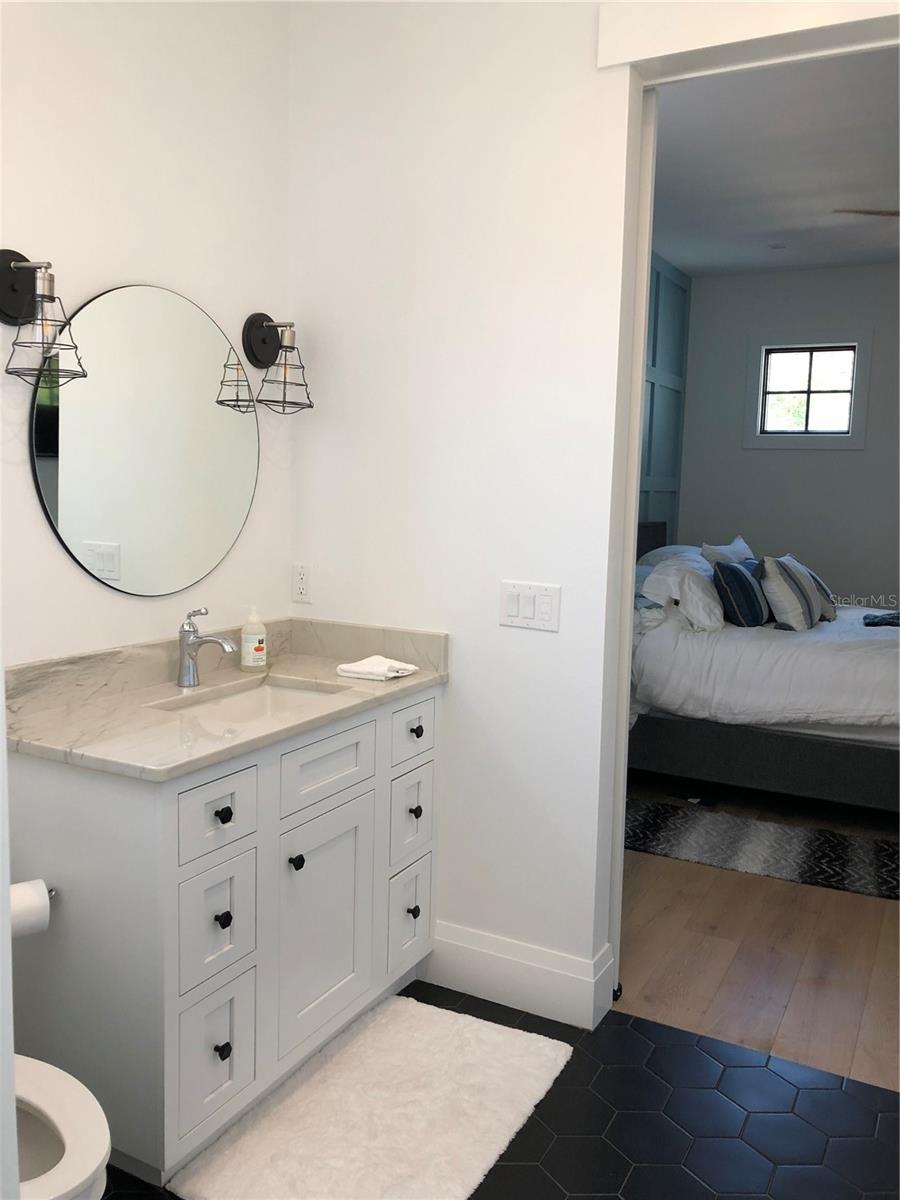 Image 12 of 22 For 802 Hamilton Place Court