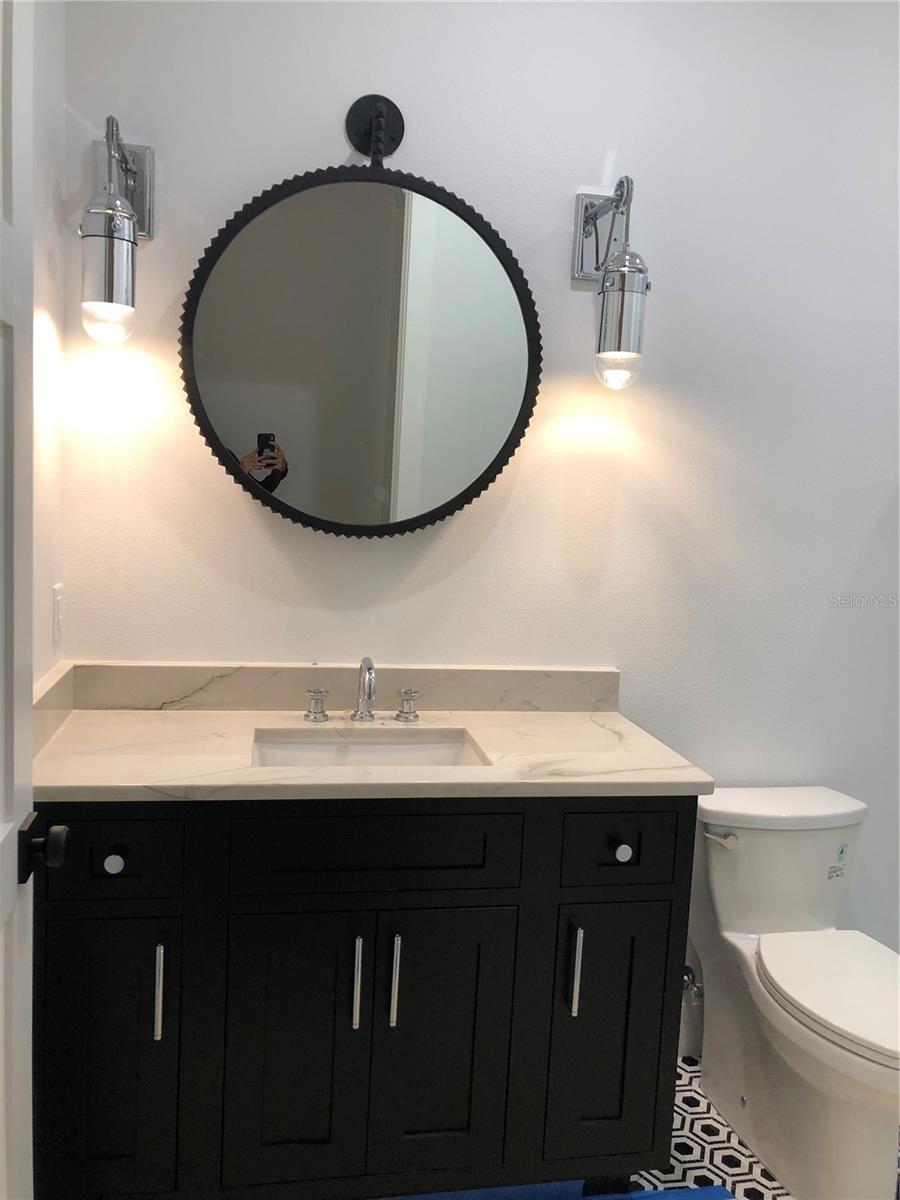 Image 14 of 22 For 802 Hamilton Place Court