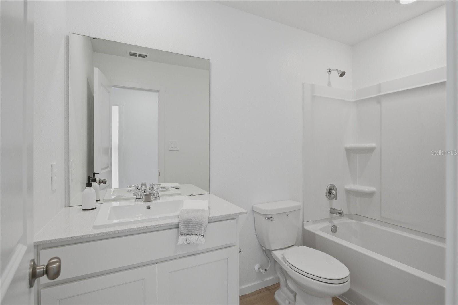 Image 20 of 26 For 862 Lynx Street