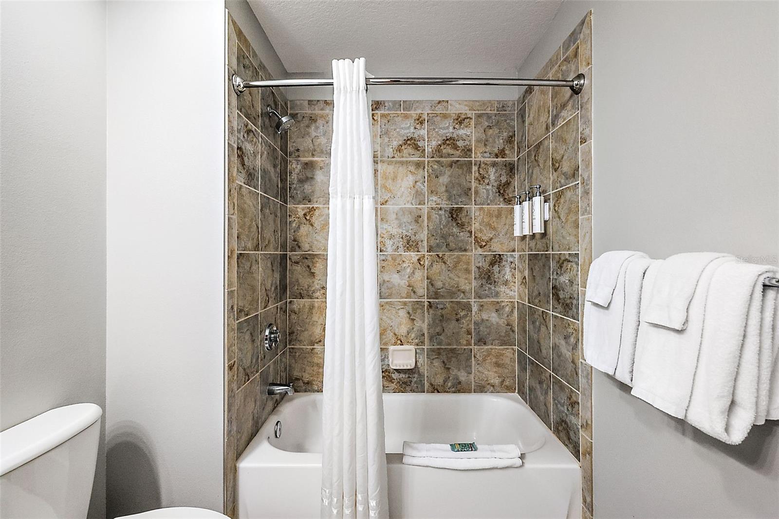Image 3 of 26 For 14501 Grove Resort Avenue 1614