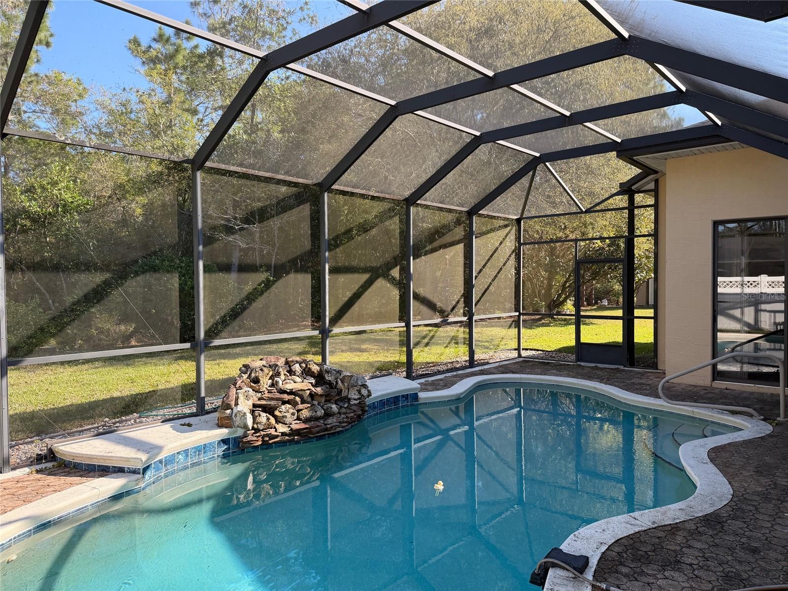 Image 3 of 28 For 31 Woodhollow Lane