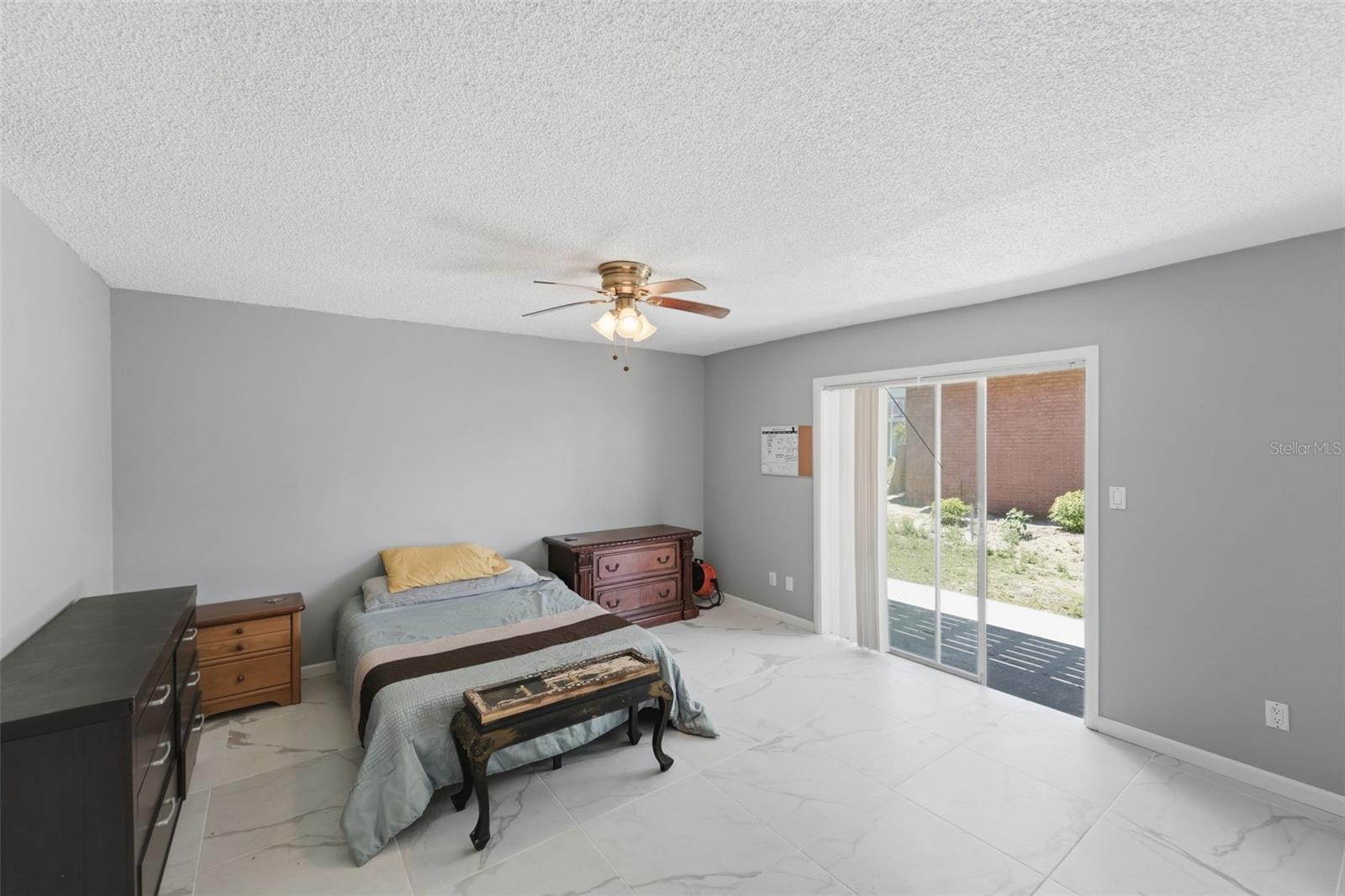 Image 10 of 25 For 3028 George Mason Avenue J-7e