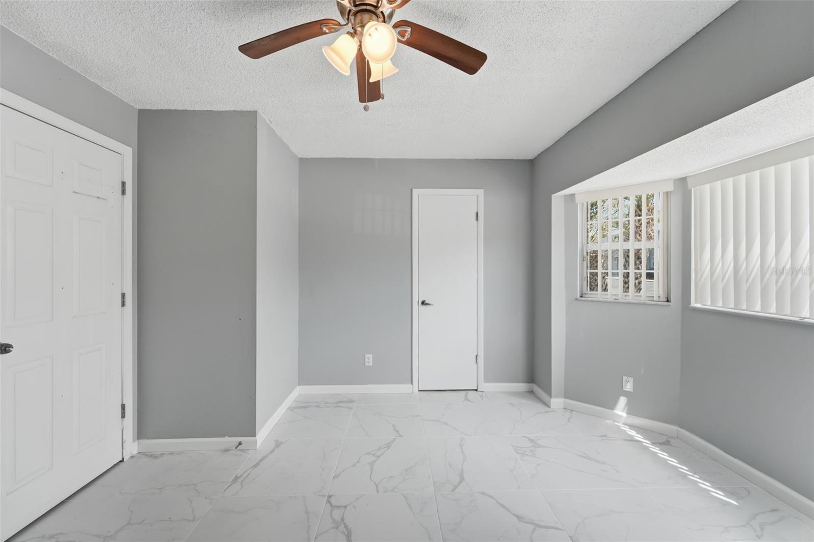 Image 11 of 25 For 3028 George Mason Avenue J-7e