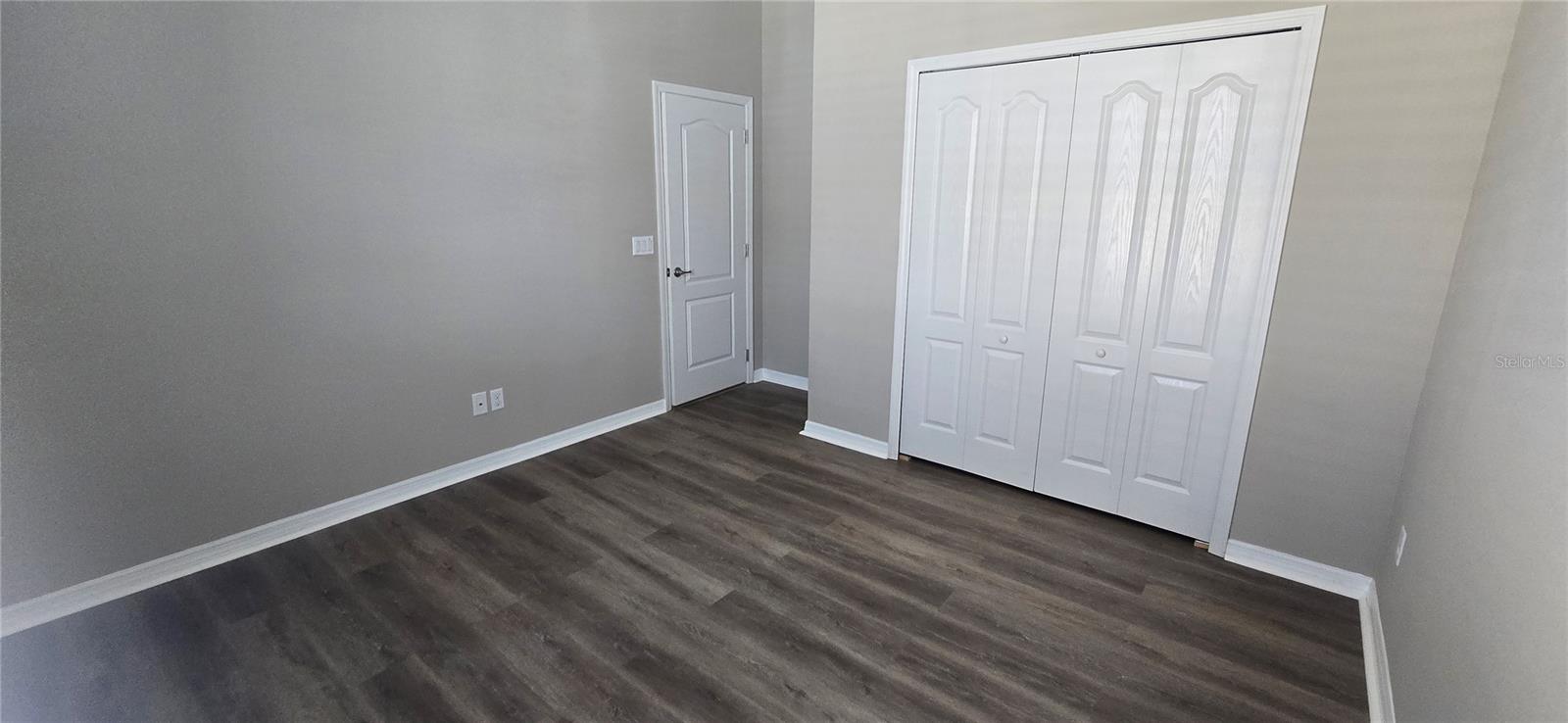 Image 16 of 70 For 7564 Bishop Square Drive