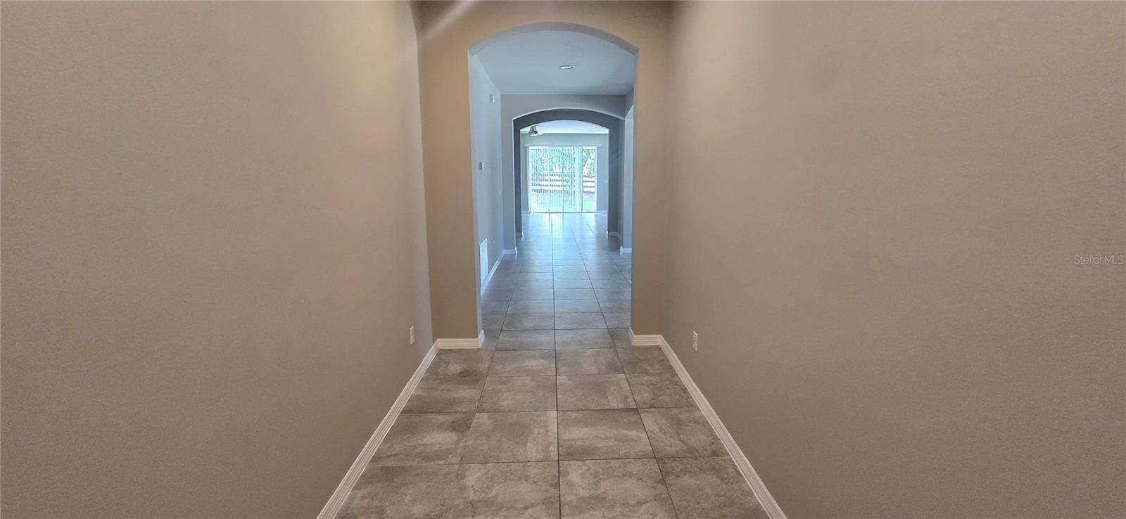 Image 18 of 70 For 7564 Bishop Square Drive