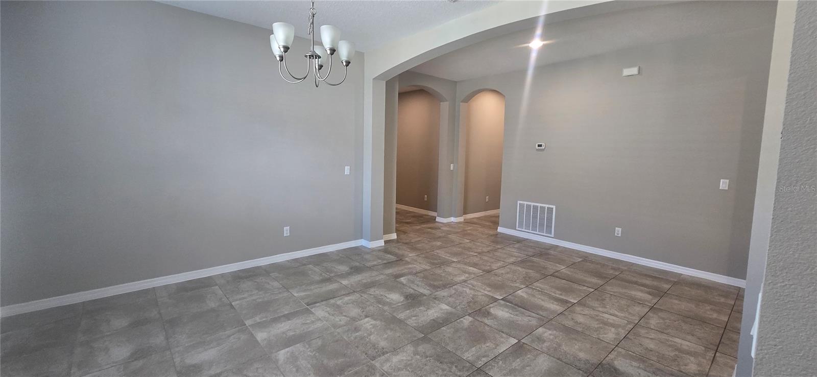 Image 28 of 70 For 7564 Bishop Square Drive