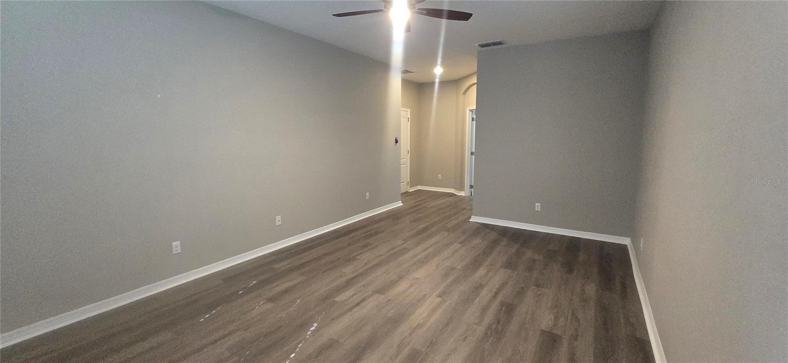 Image 42 of 70 For 7564 Bishop Square Drive