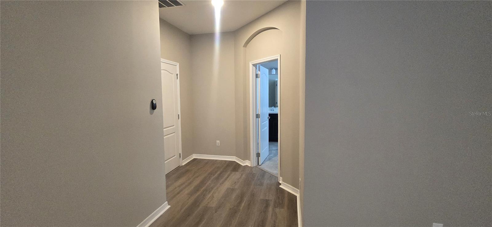 Image 44 of 70 For 7564 Bishop Square Drive