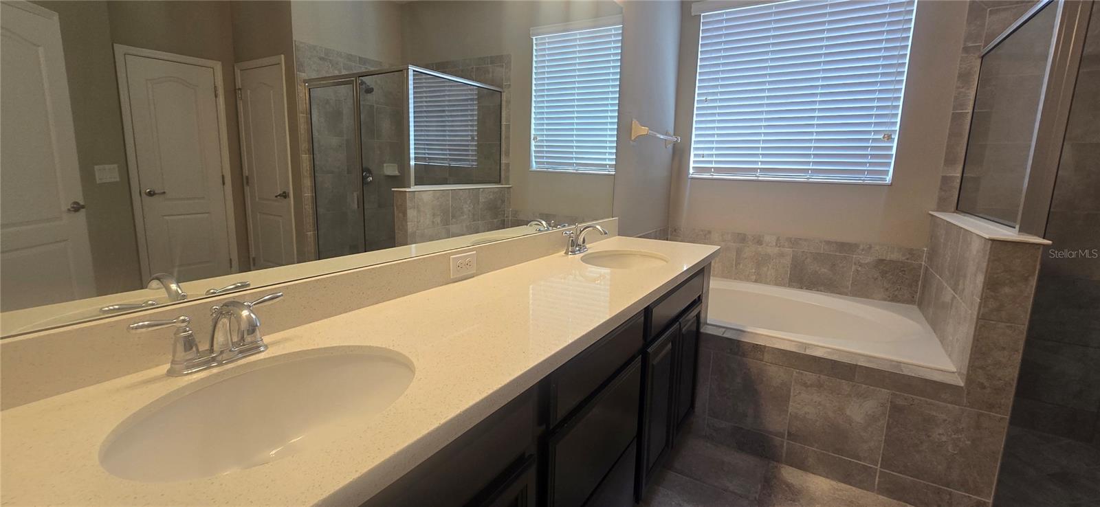 Image 52 of 70 For 7564 Bishop Square Drive