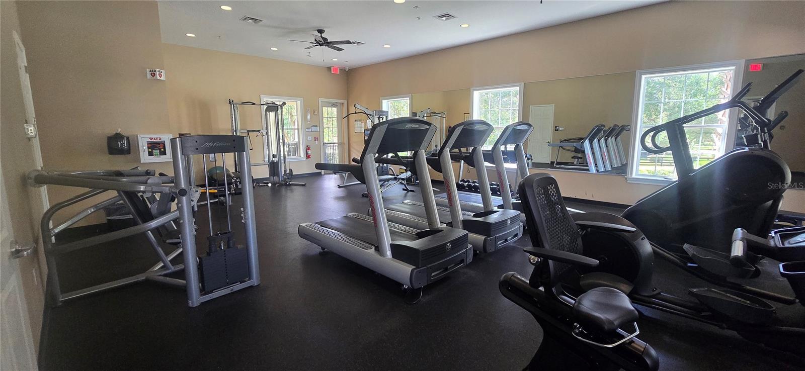 Image 64 of 70 For 7564 Bishop Square Drive