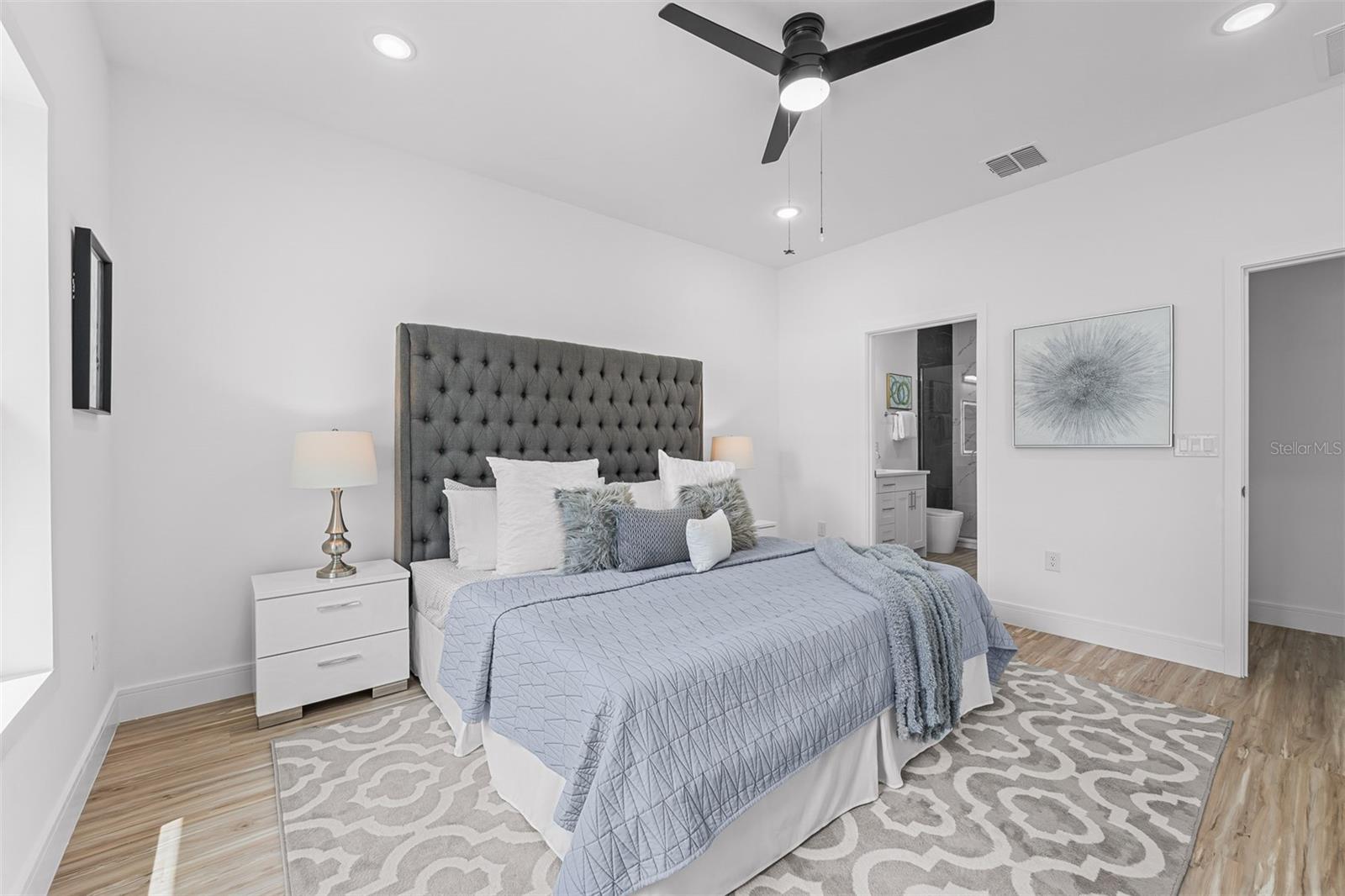 Image 16 of 38 For 3914 Jefferson Street