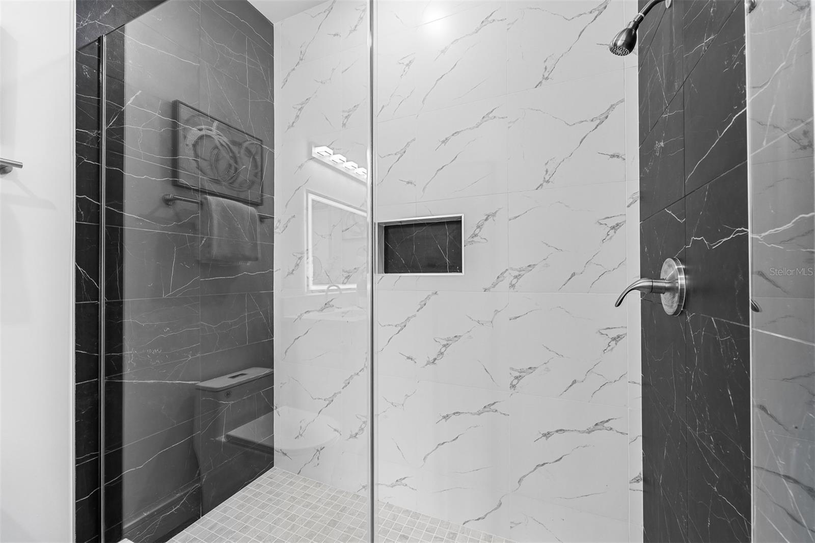 Image 19 of 38 For 3914 Jefferson Street