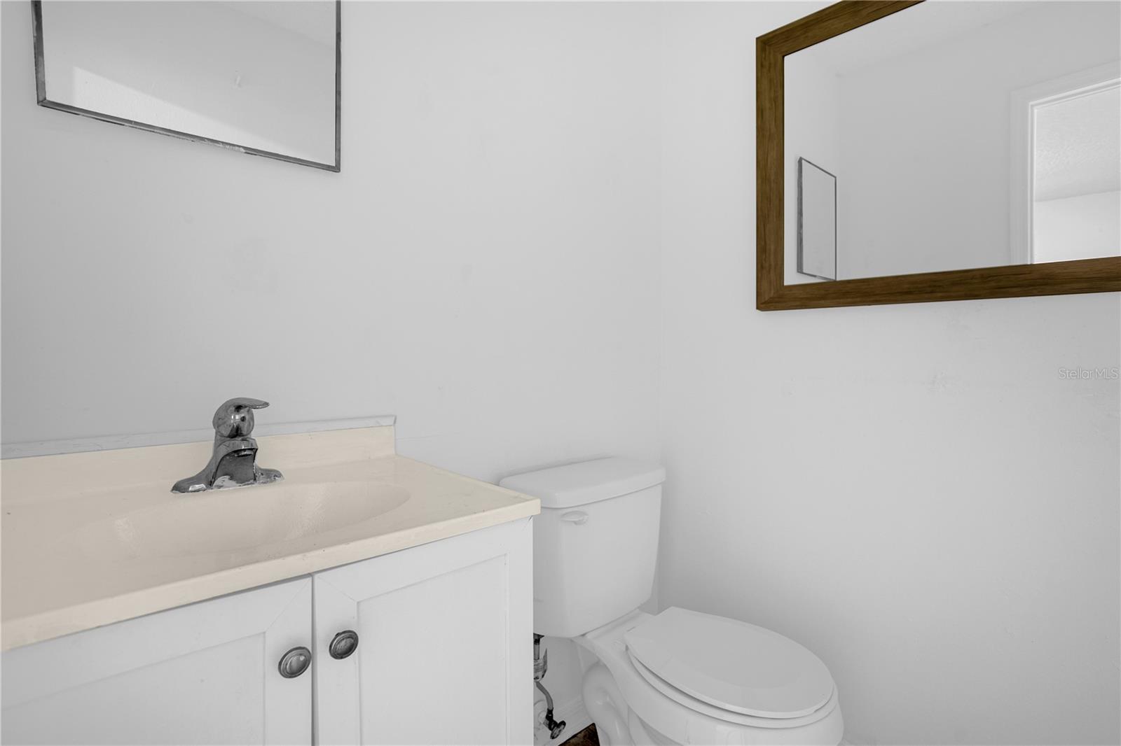 Image 11 of 17 For 516 Pitt Street