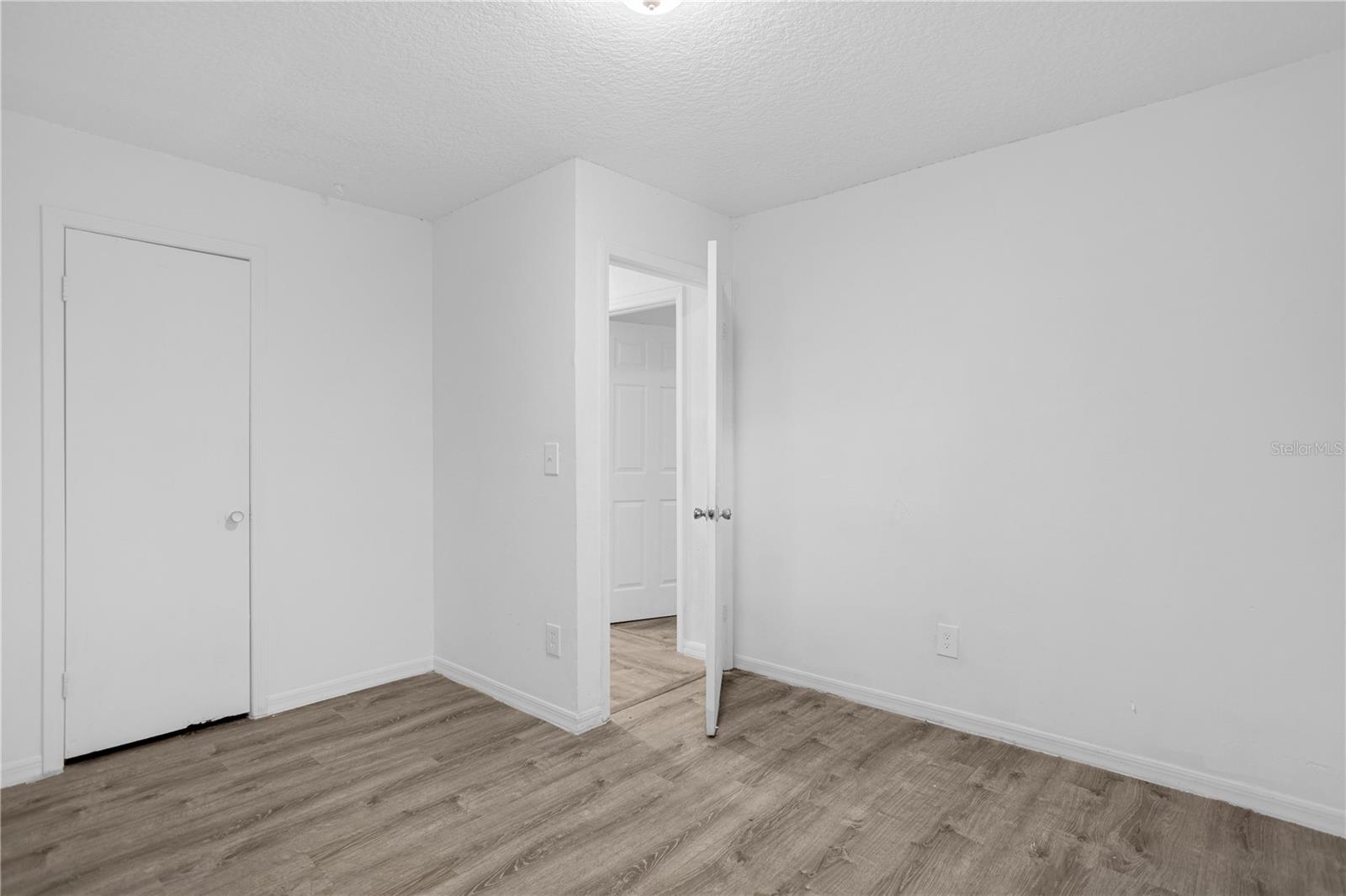 Image 13 of 17 For 516 Pitt Street