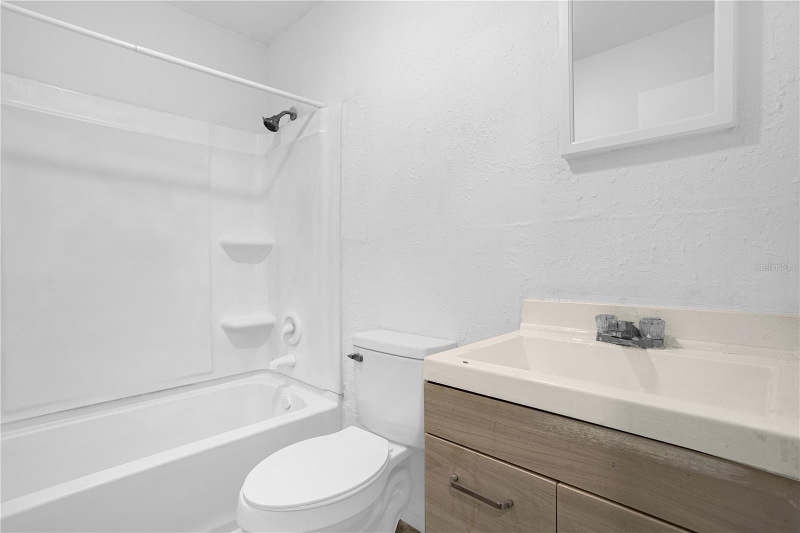 Image 14 of 17 For 516 Pitt Street