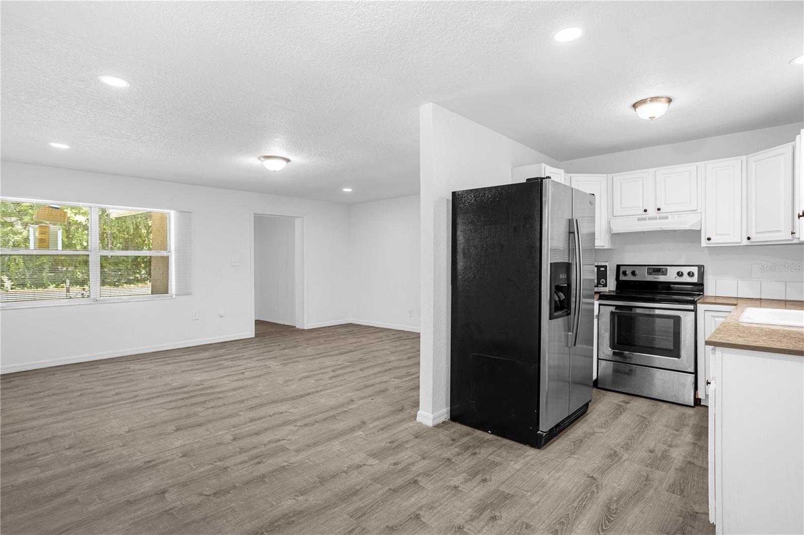 Image 3 of 17 For 516 Pitt Street