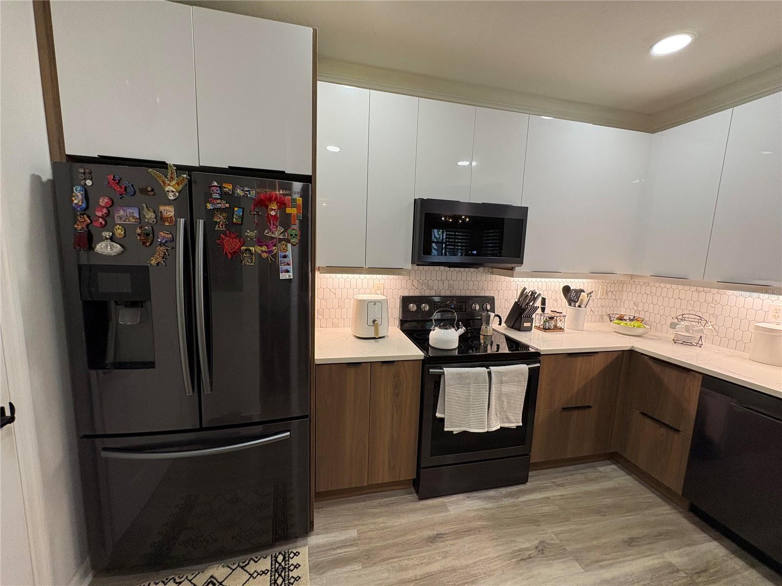 Image 21 of 30 For 11564 Mizzon Drive 110