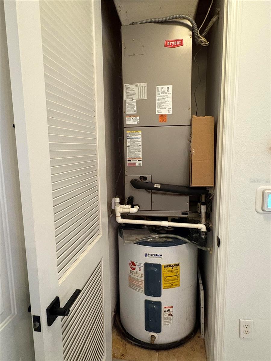 Image 24 of 30 For 11564 Mizzon Drive 110