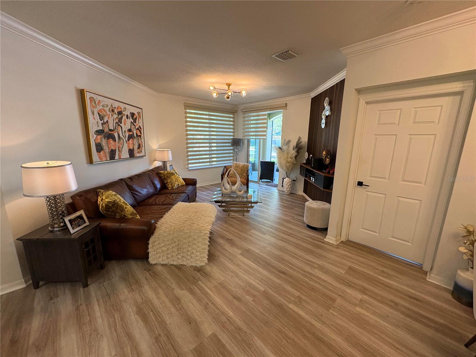 Image 5 of 30 For 11564 Mizzon Drive 110