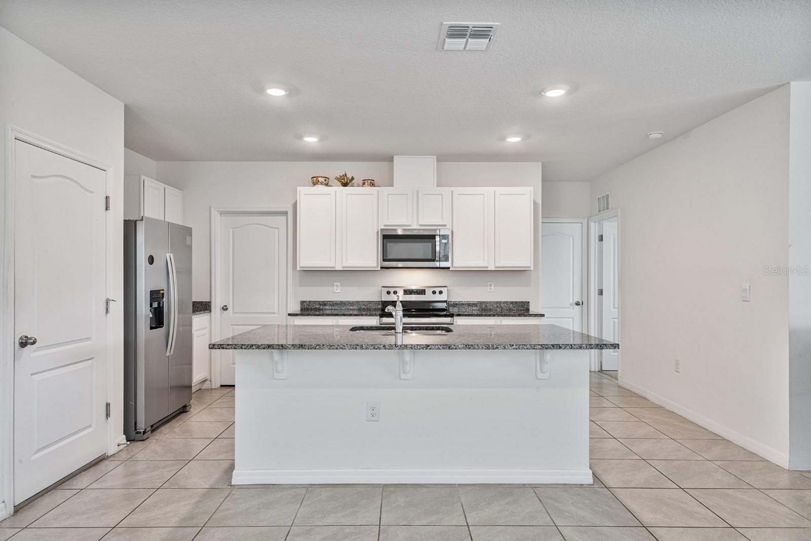 Image 10 of 38 For 3524 Sungrove Circle