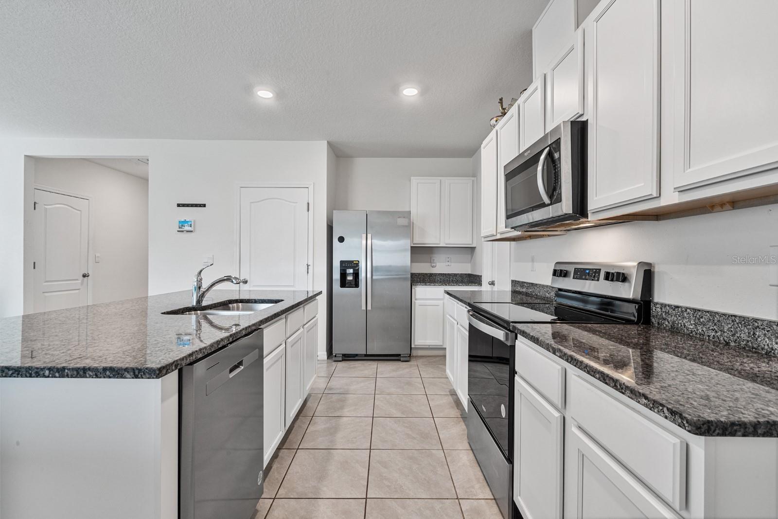 Image 12 of 38 For 3524 Sungrove Circle