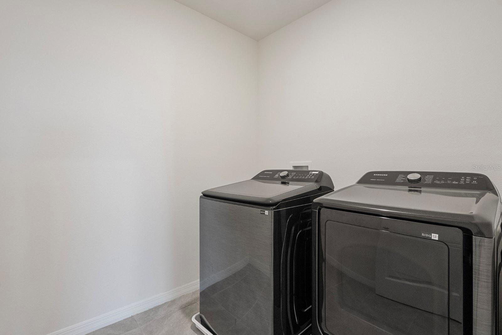 Image 19 of 38 For 3524 Sungrove Circle