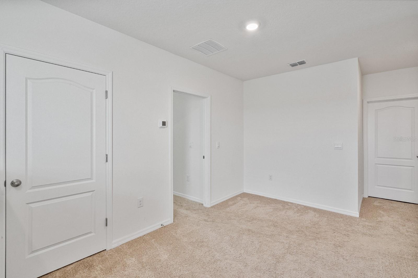 Image 25 of 38 For 3524 Sungrove Circle