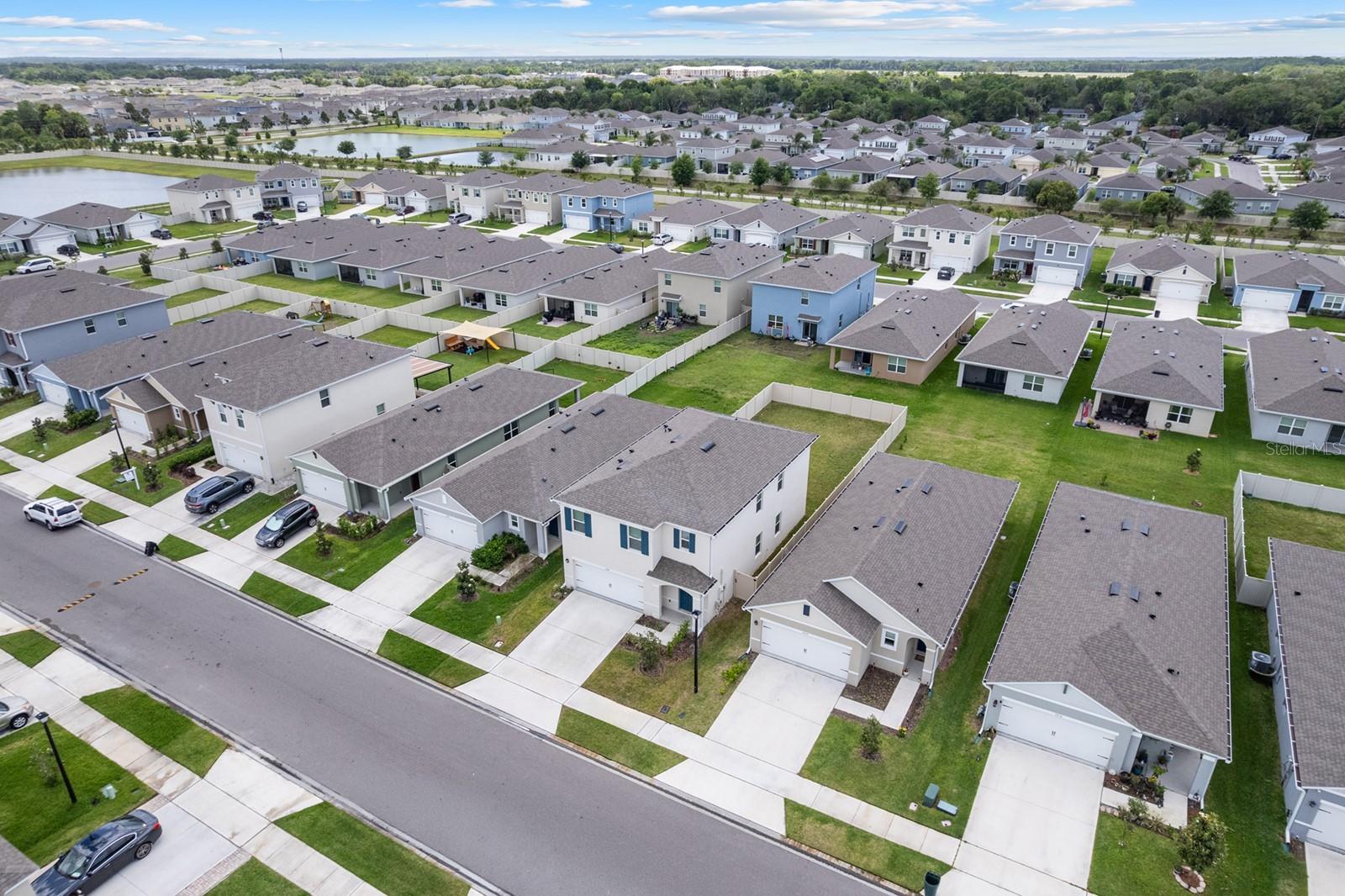 Image 4 of 38 For 3524 Sungrove Circle