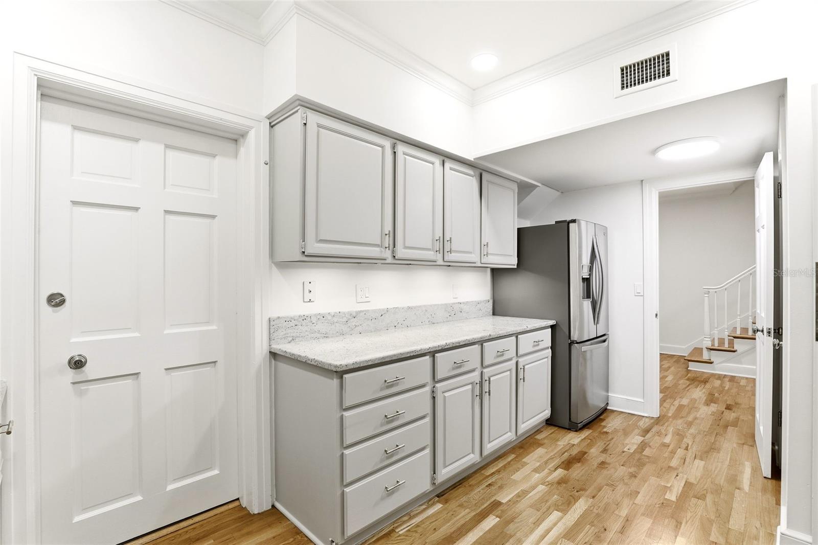 Image 22 of 42 For 2009 Countryside Circle S