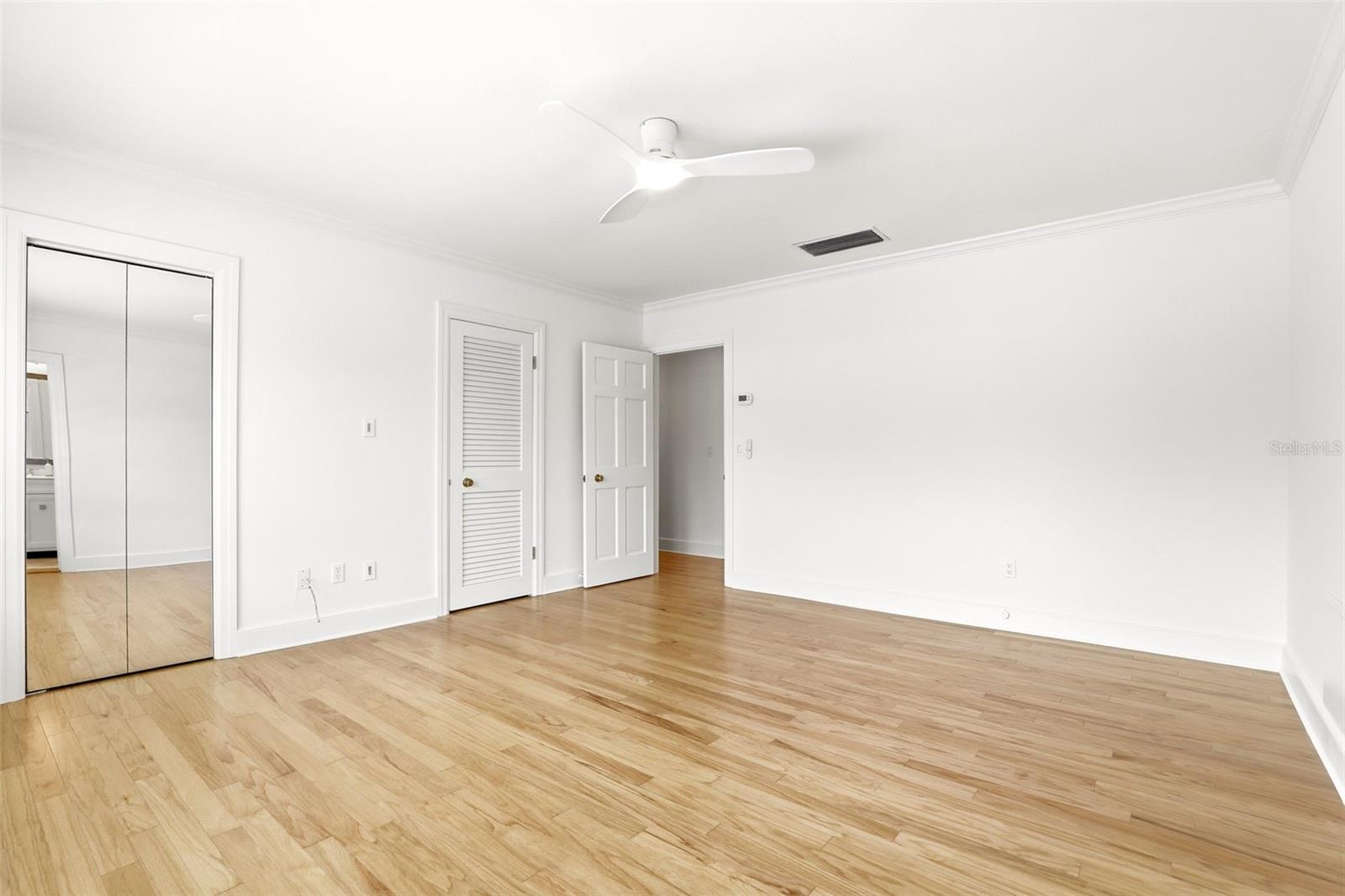 Image 24 of 42 For 2009 Countryside Circle S