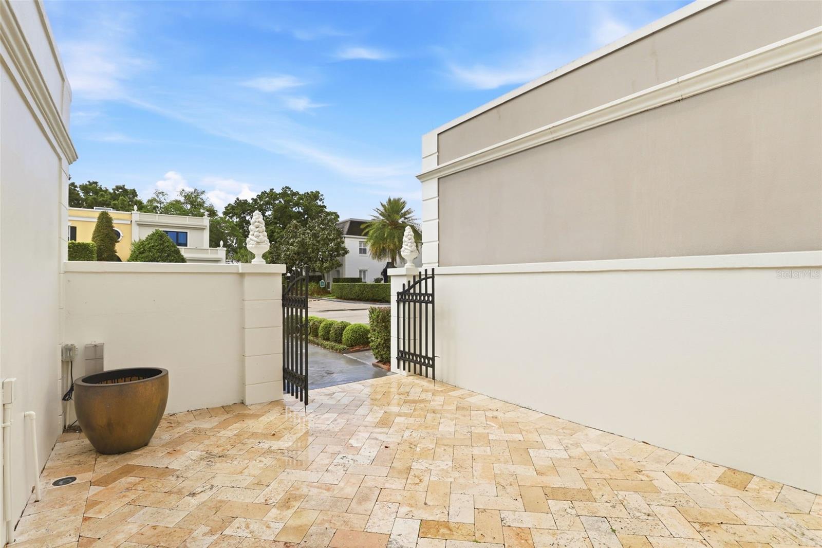 Image 5 of 42 For 2009 Countryside Circle S