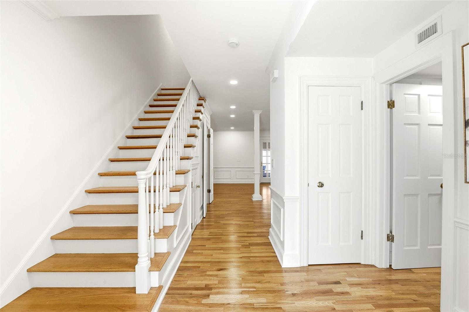 Image 6 of 42 For 2009 Countryside Circle S