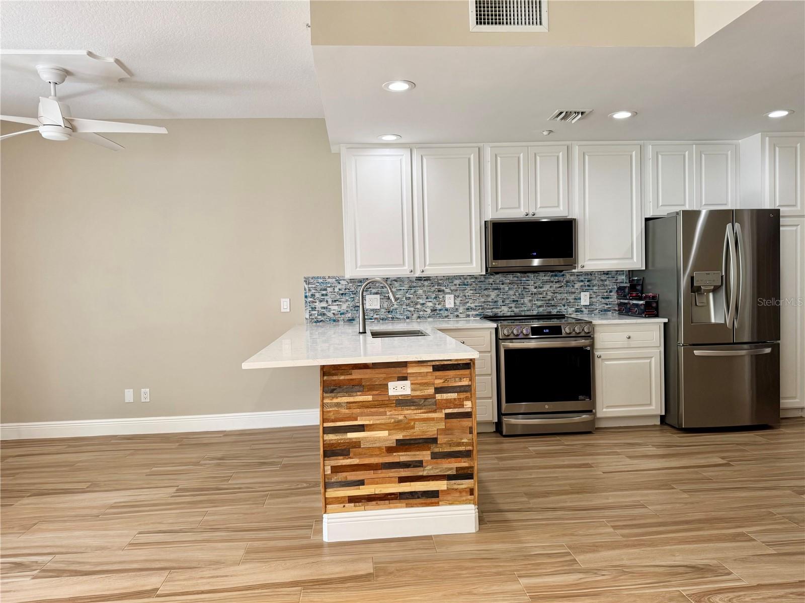 Image 13 of 27 For 9317 Northlake Parkway