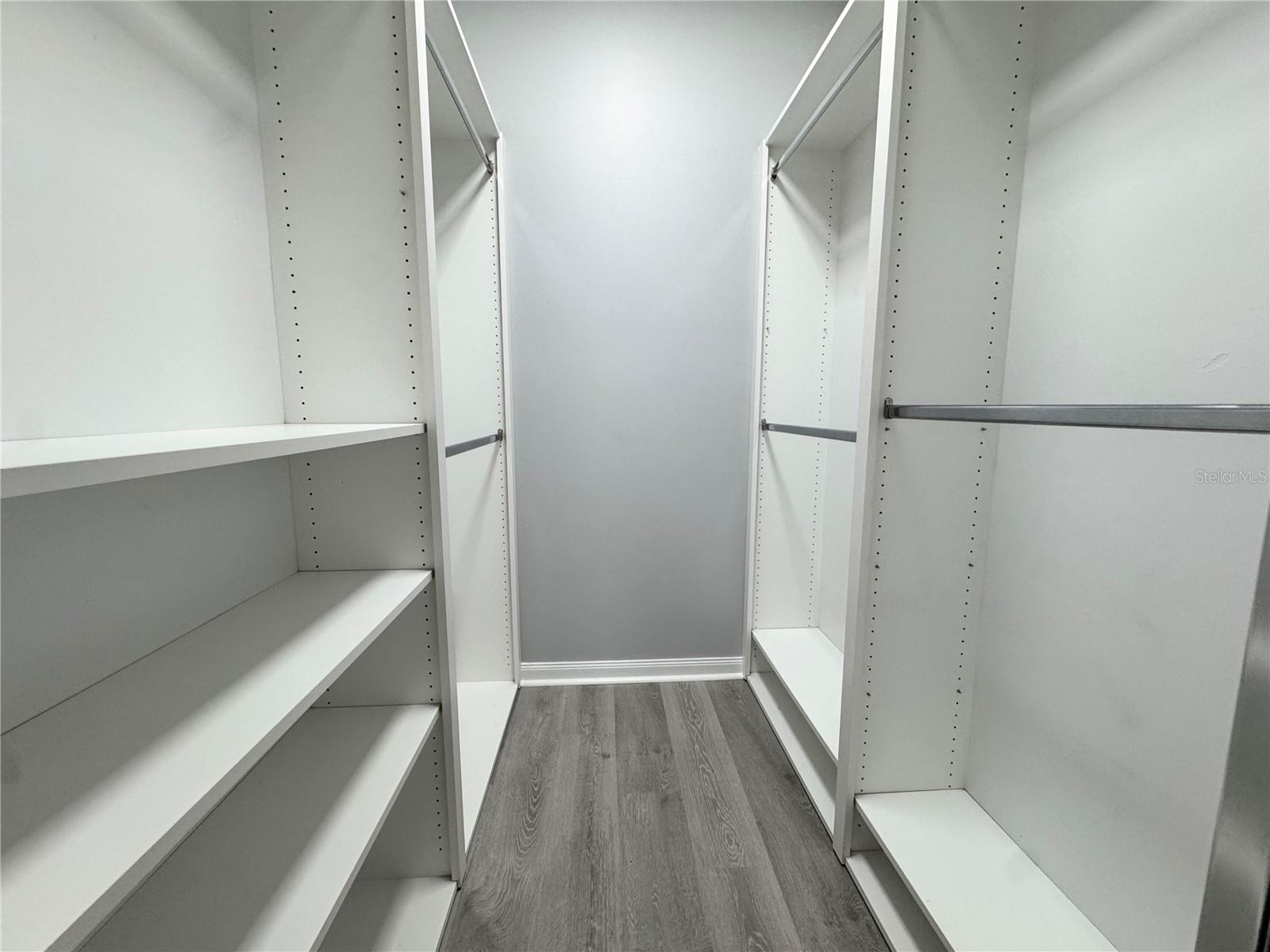 Image 17 of 27 For 9317 Northlake Parkway