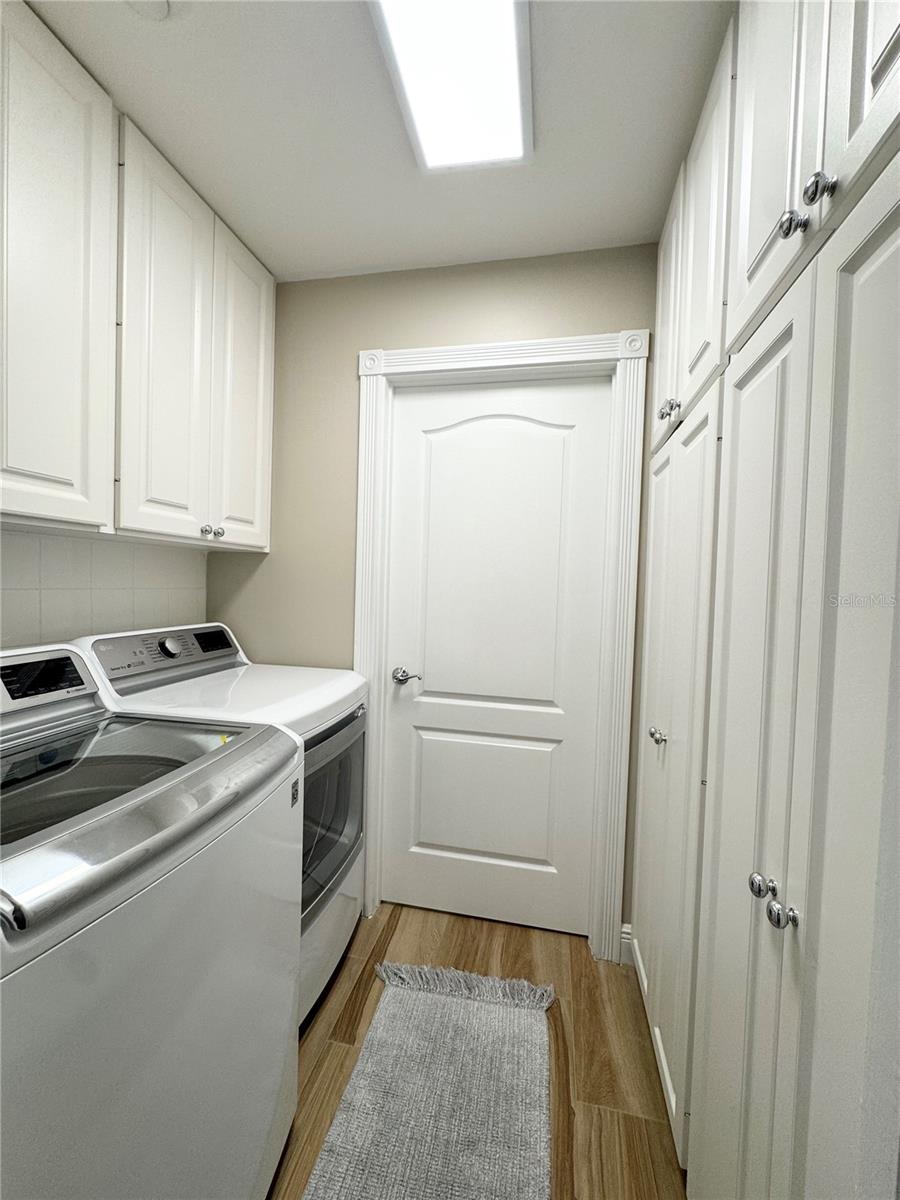 Image 22 of 27 For 9317 Northlake Parkway