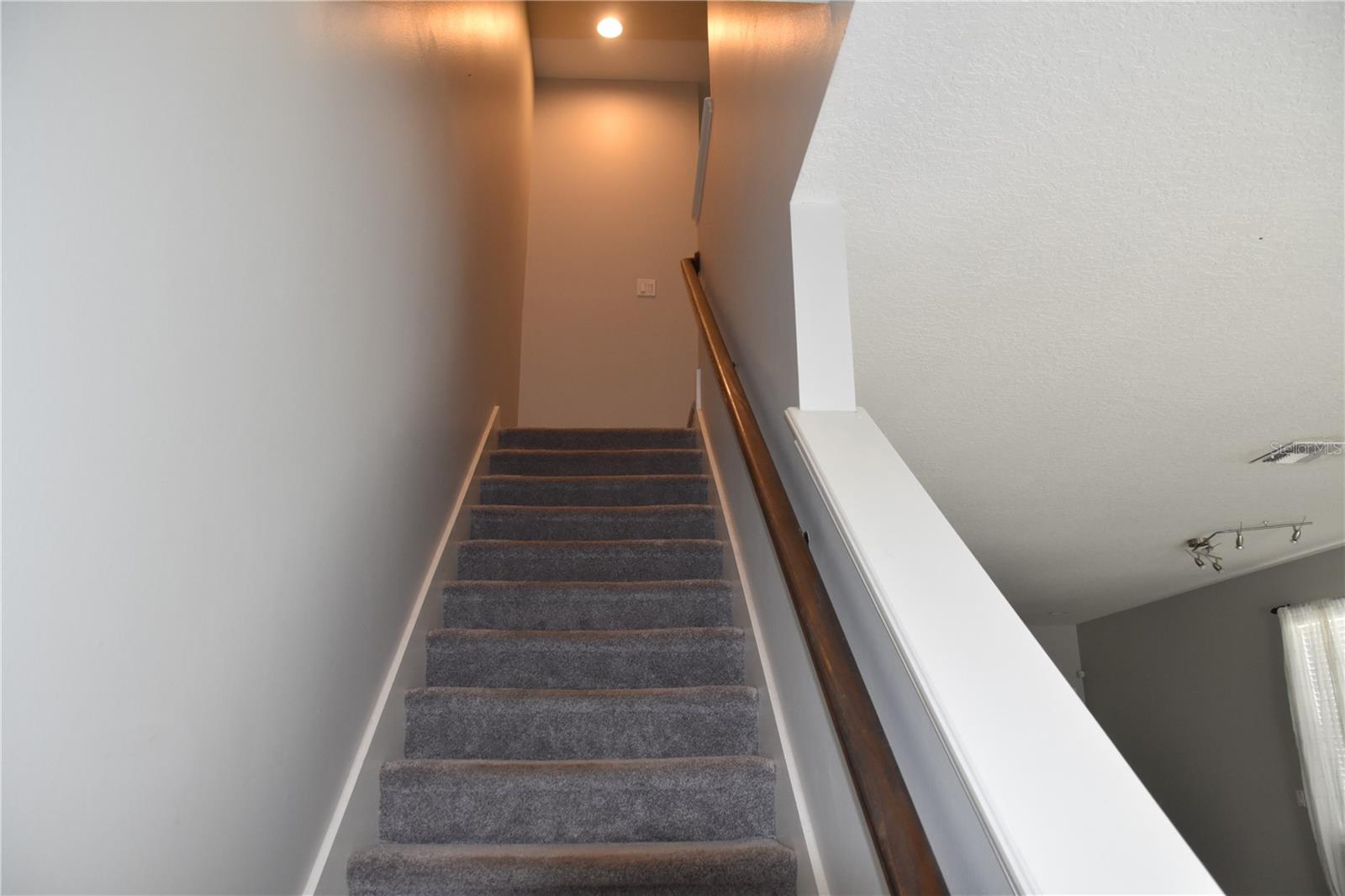 Image 17 of 29 For 12964 Emersondale Avenue