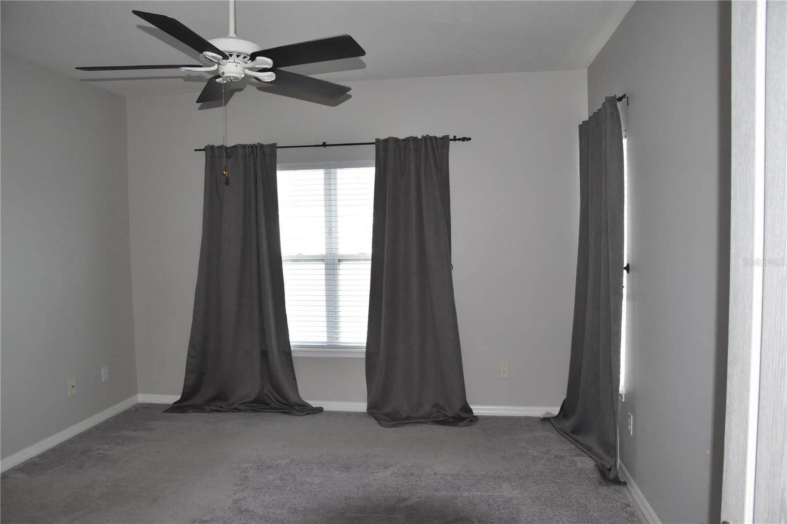 Image 19 of 29 For 12964 Emersondale Avenue