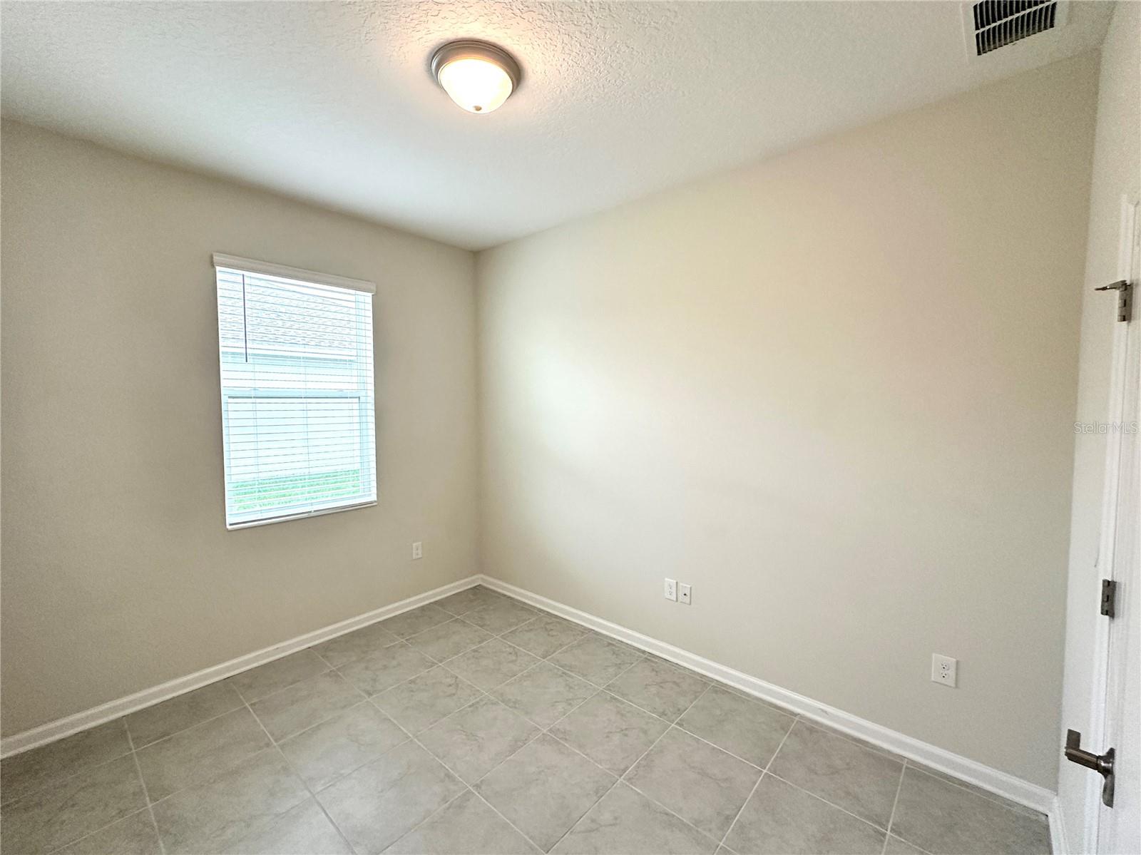 Image 23 of 28 For 16421 Fernridge Street