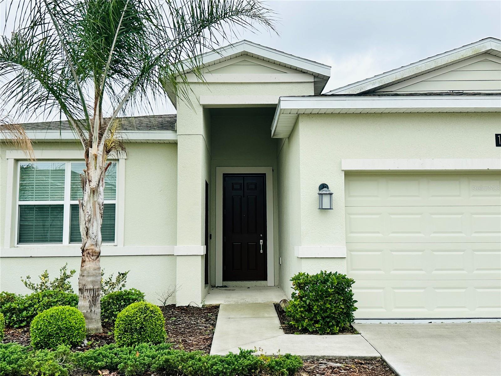 Image 3 of 28 For 16421 Fernridge Street