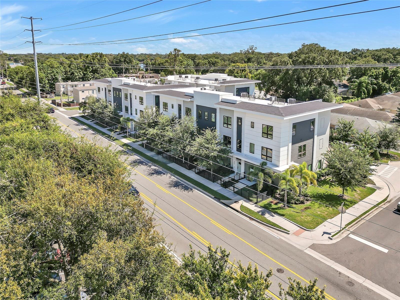 Image 26 of 30 For 212 Pineloch Avenue