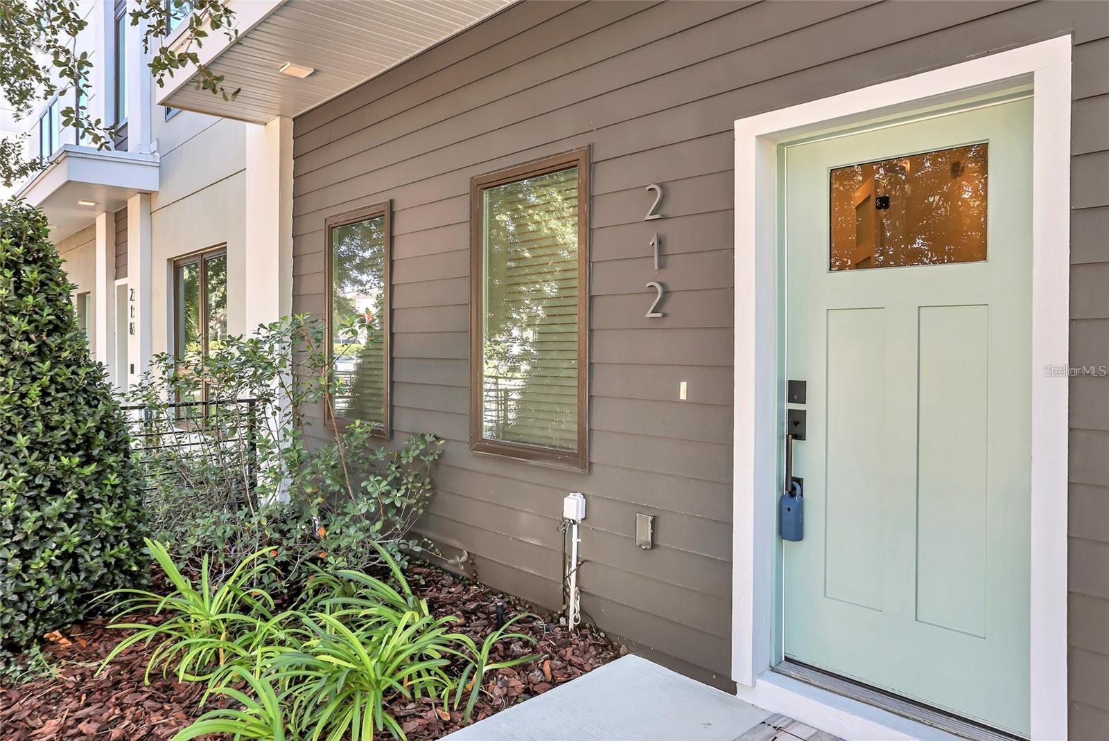 Image 28 of 30 For 212 Pineloch Avenue