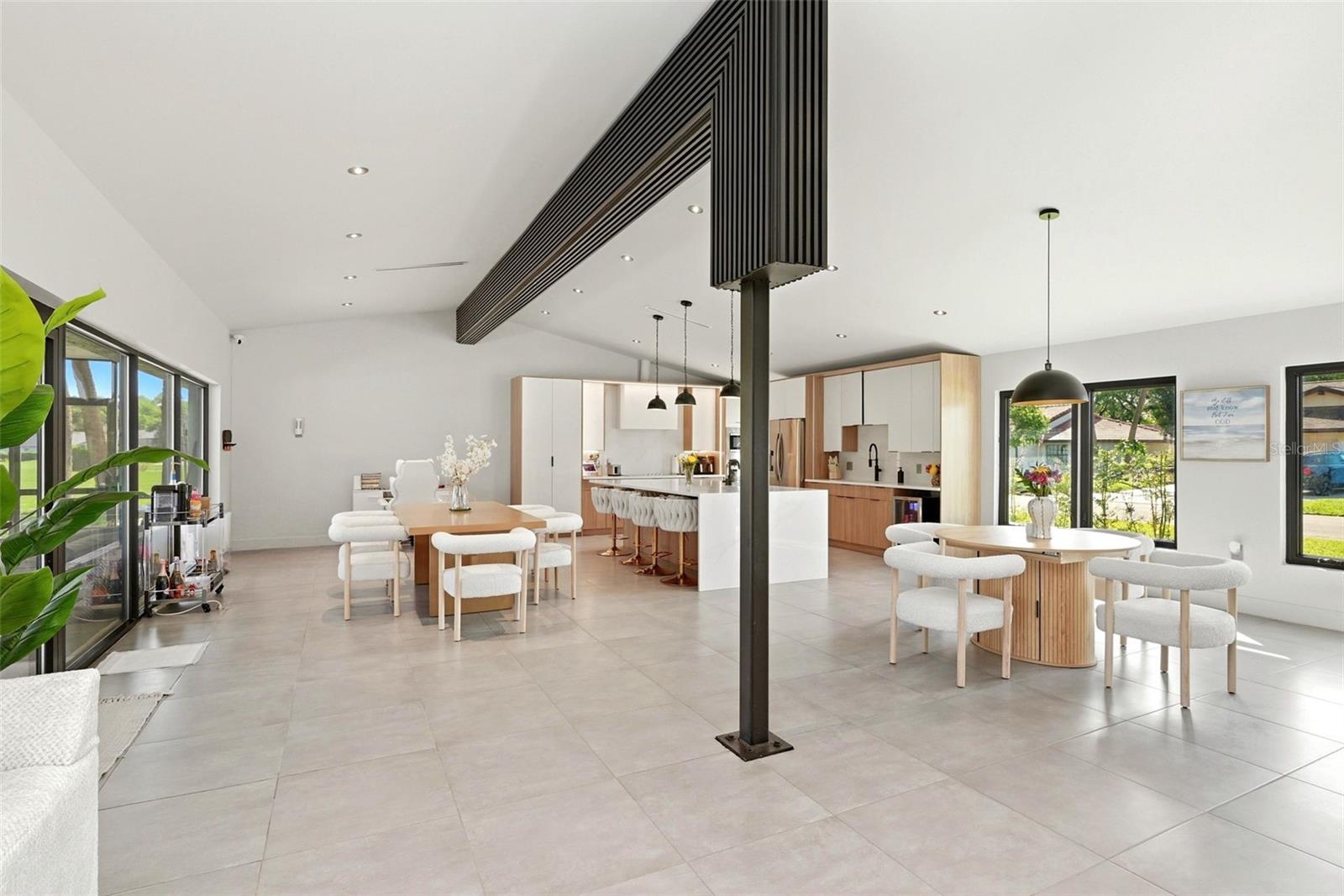 Image 11 of 56 For 6747 Edgeworth Dr