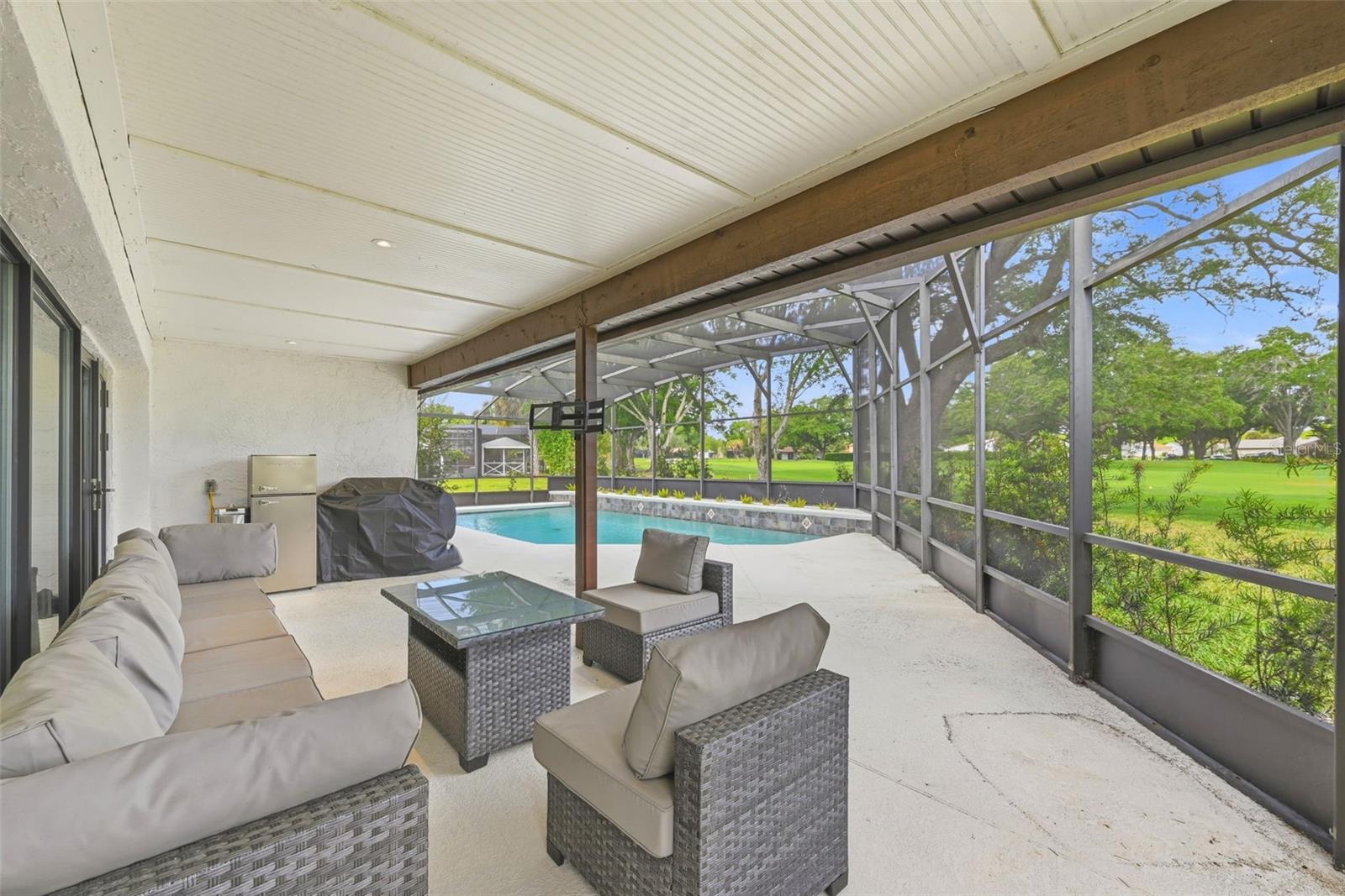 Image 39 of 56 For 6747 Edgeworth Dr