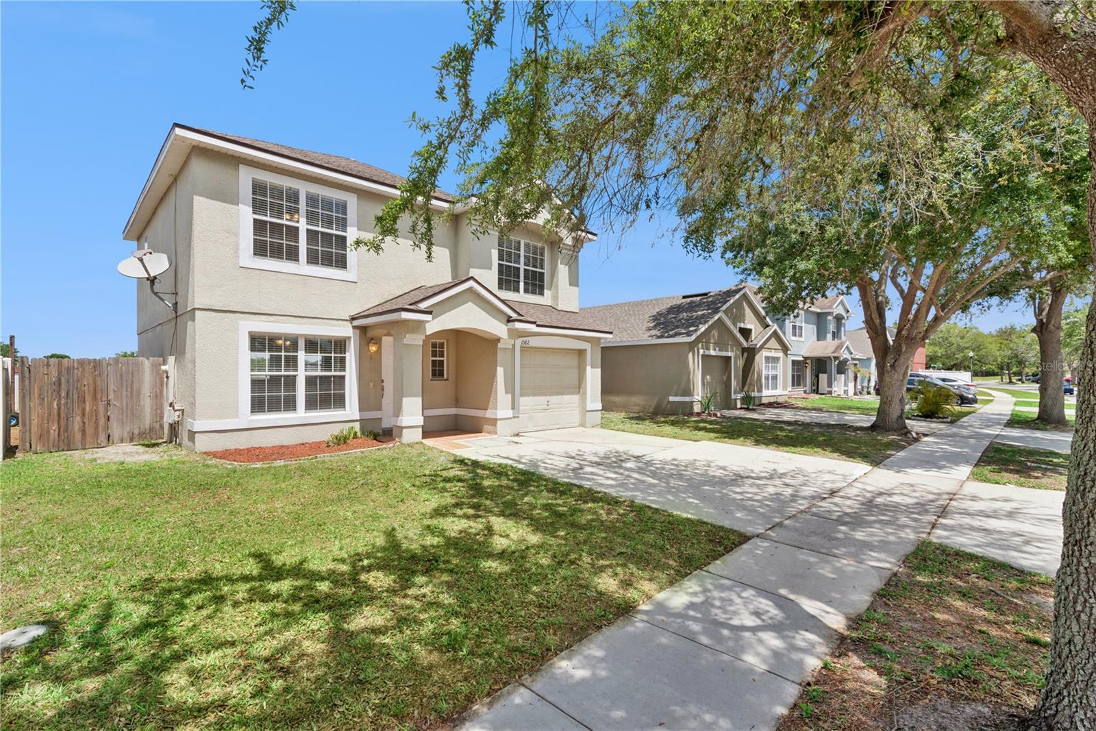 Image 2 of 45 For 1582 Carey Glen Circle