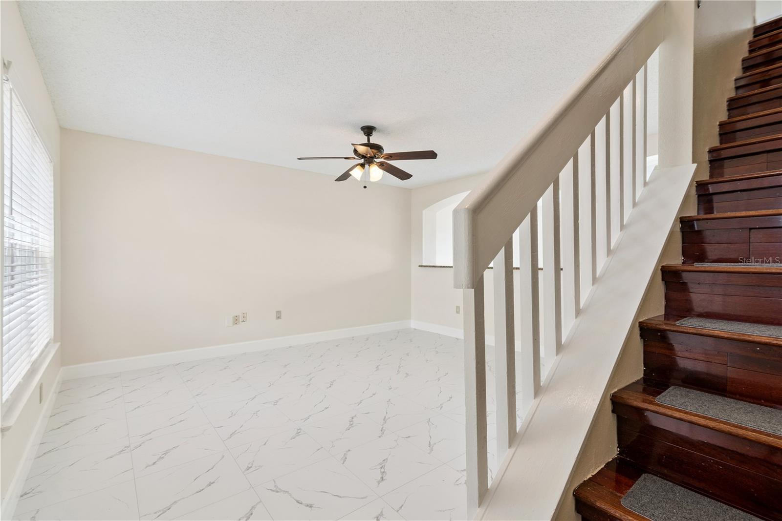 Image 22 of 45 For 1582 Carey Glen Circle