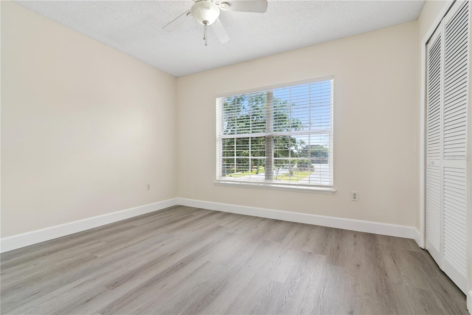 Image 28 of 45 For 1582 Carey Glen Circle