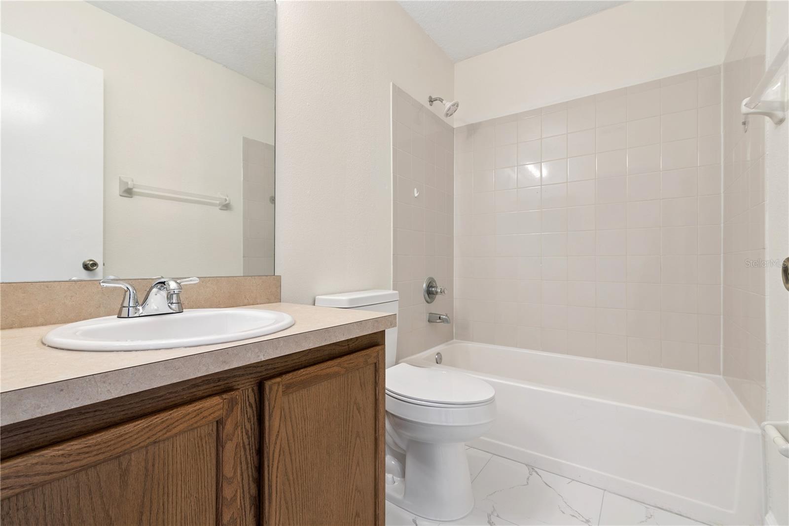 Image 35 of 45 For 1582 Carey Glen Circle