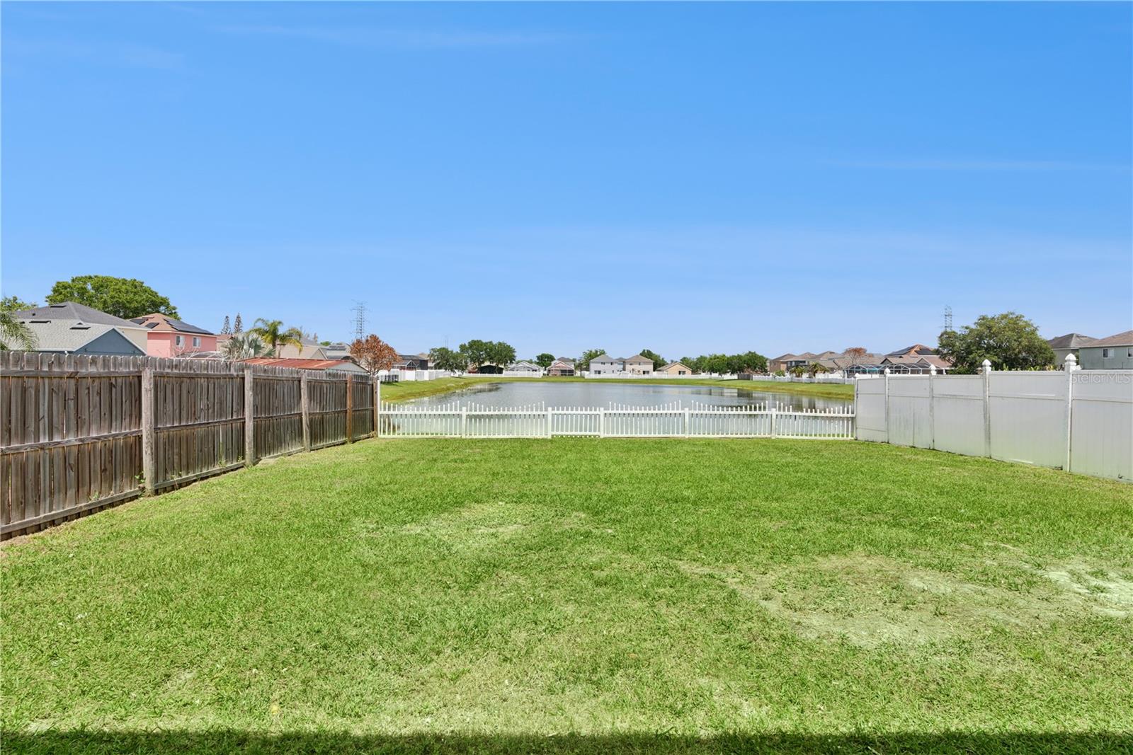 Image 38 of 45 For 1582 Carey Glen Circle